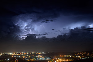 Feu d'artifice kéraunique - cumulonimbus